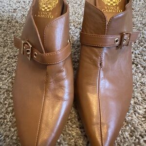 Vince Camuto Women’s Tan Leather Mule Boots.  Size 11.